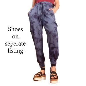 NWOT Victoria Secret PINK blue tie dye sweatpants